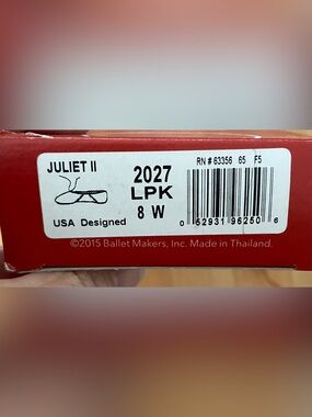 NEW Capezio Juliet 2 2027 LPK Cream/Pink Ballet Slippers  Size 8W